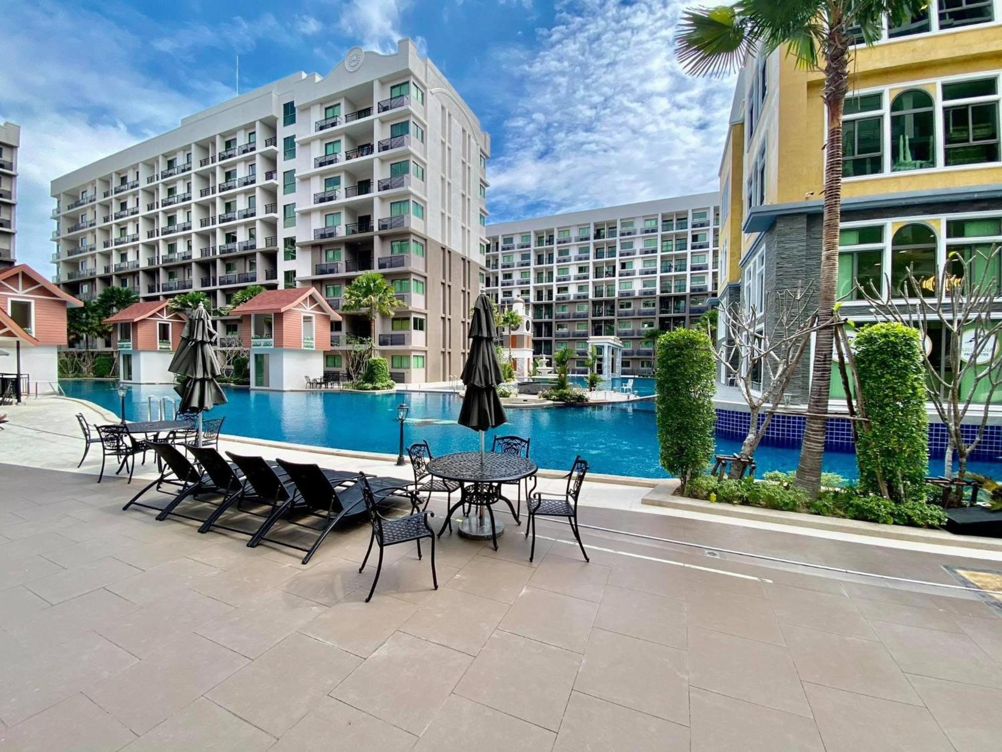 Arcadia Beach Con Pattaya ภายนอก รูปภาพ